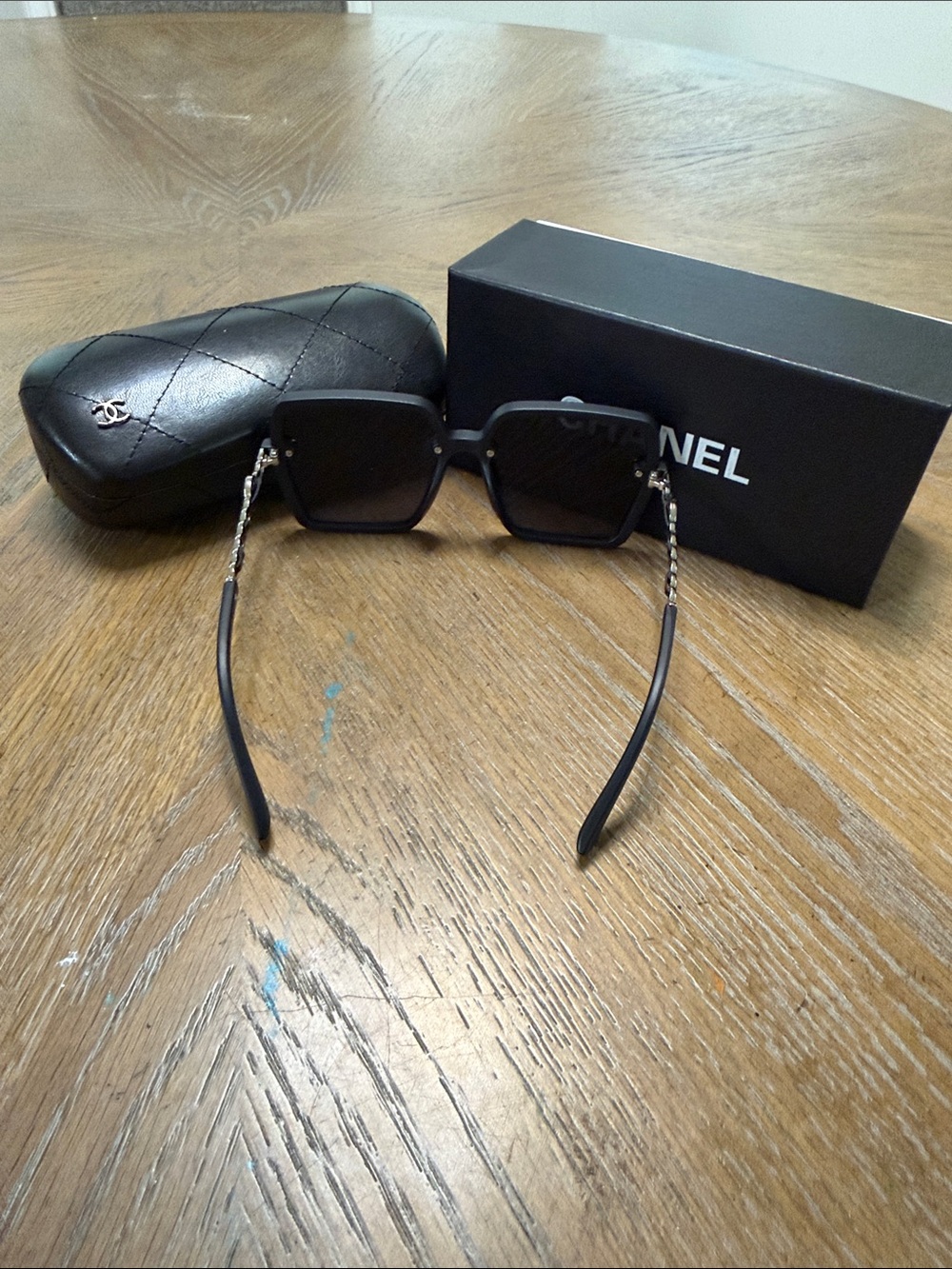 CHANEL Black Square Sunglasses with Silver CC Chain Accent - Picture 9 of 10